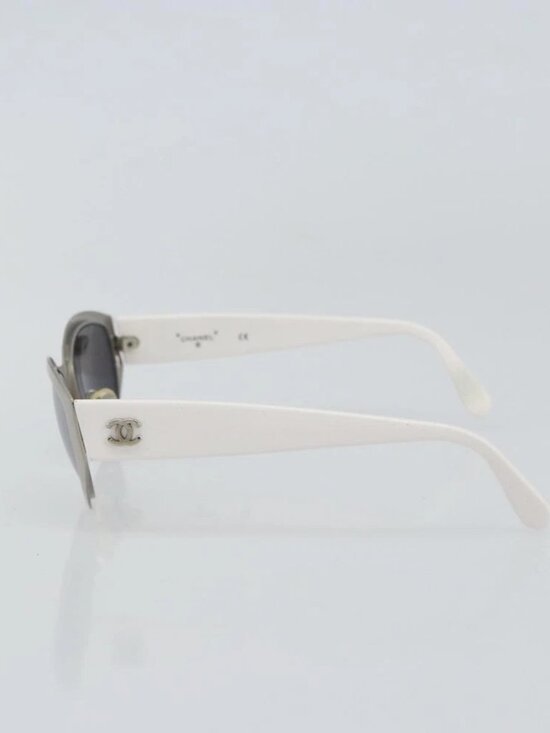 CHANEL Sunglasses plastic White CC Auth main image 6